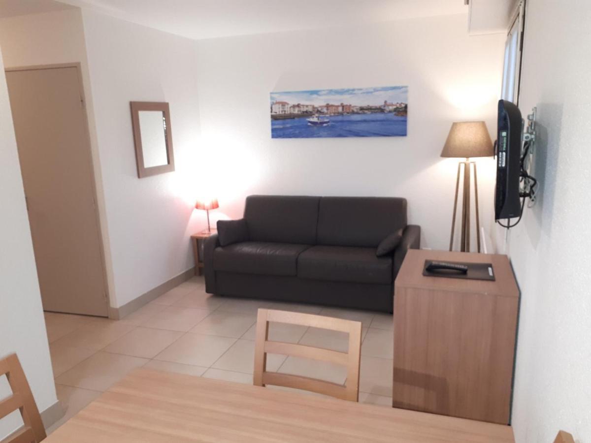 Vvf Residence Ανγκλέ Εξωτερικό φωτογραφία